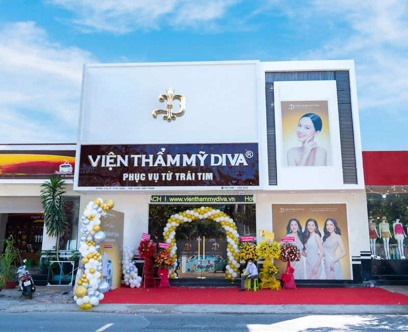 Căng da mặt long an