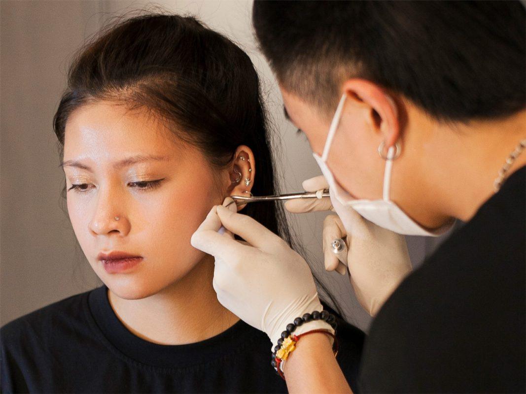 Địa chỉ xỏ khuyên bấm lỗ tai ở tphcm