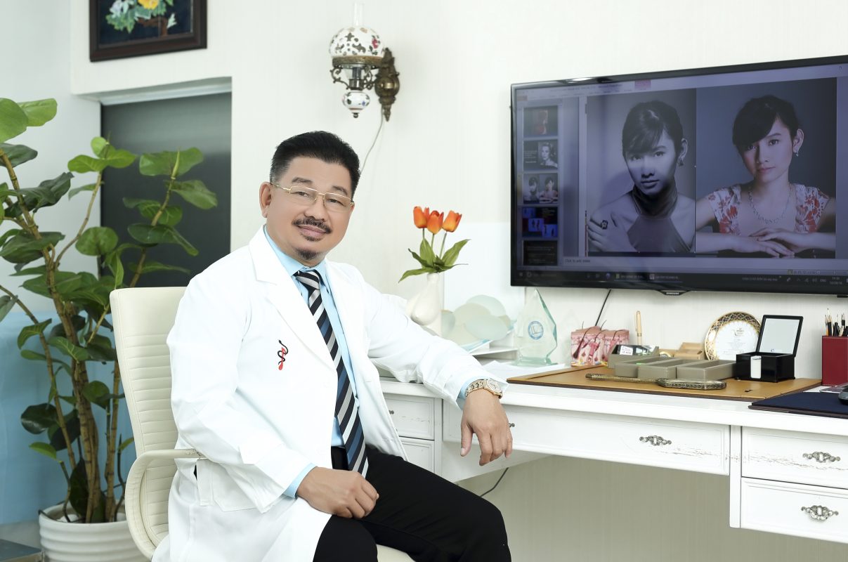 bác sĩ nâng mũi đẹp