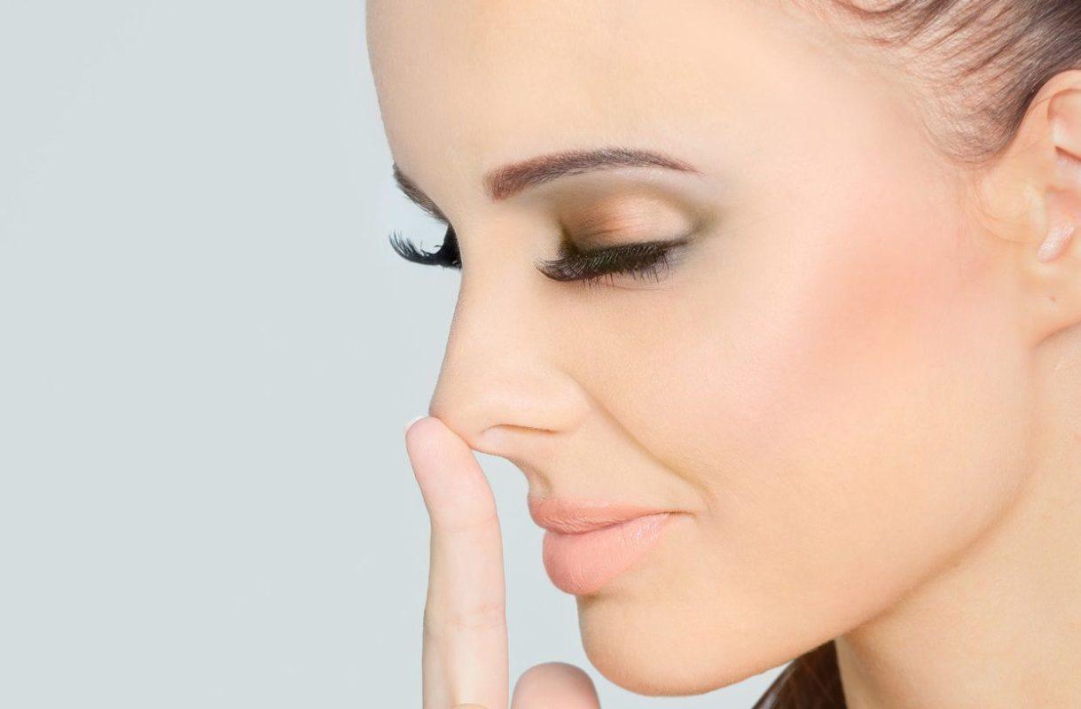 Nâng mũi bọc sụn cân cơ thái dương