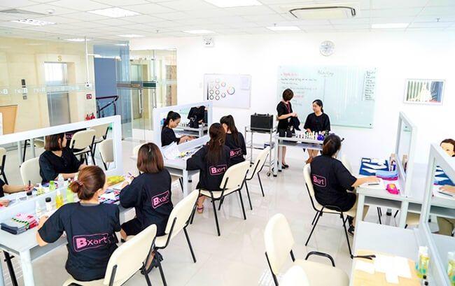 Dạy trang điểm cô dâu TPHCM