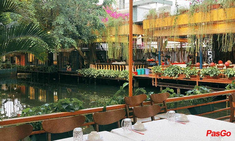 Nhà hàng có cảnh đồng quê ở tphcm