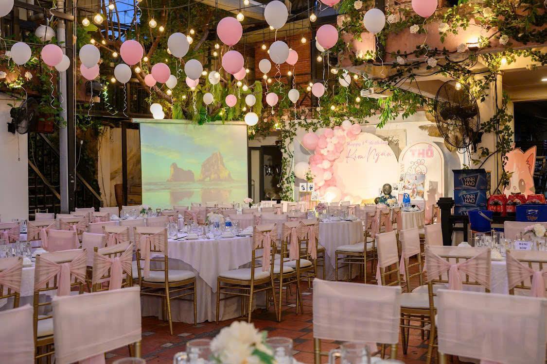 nhà hàng tiệc cưới quy mô nhỏ view sống ảo tại TPHCM