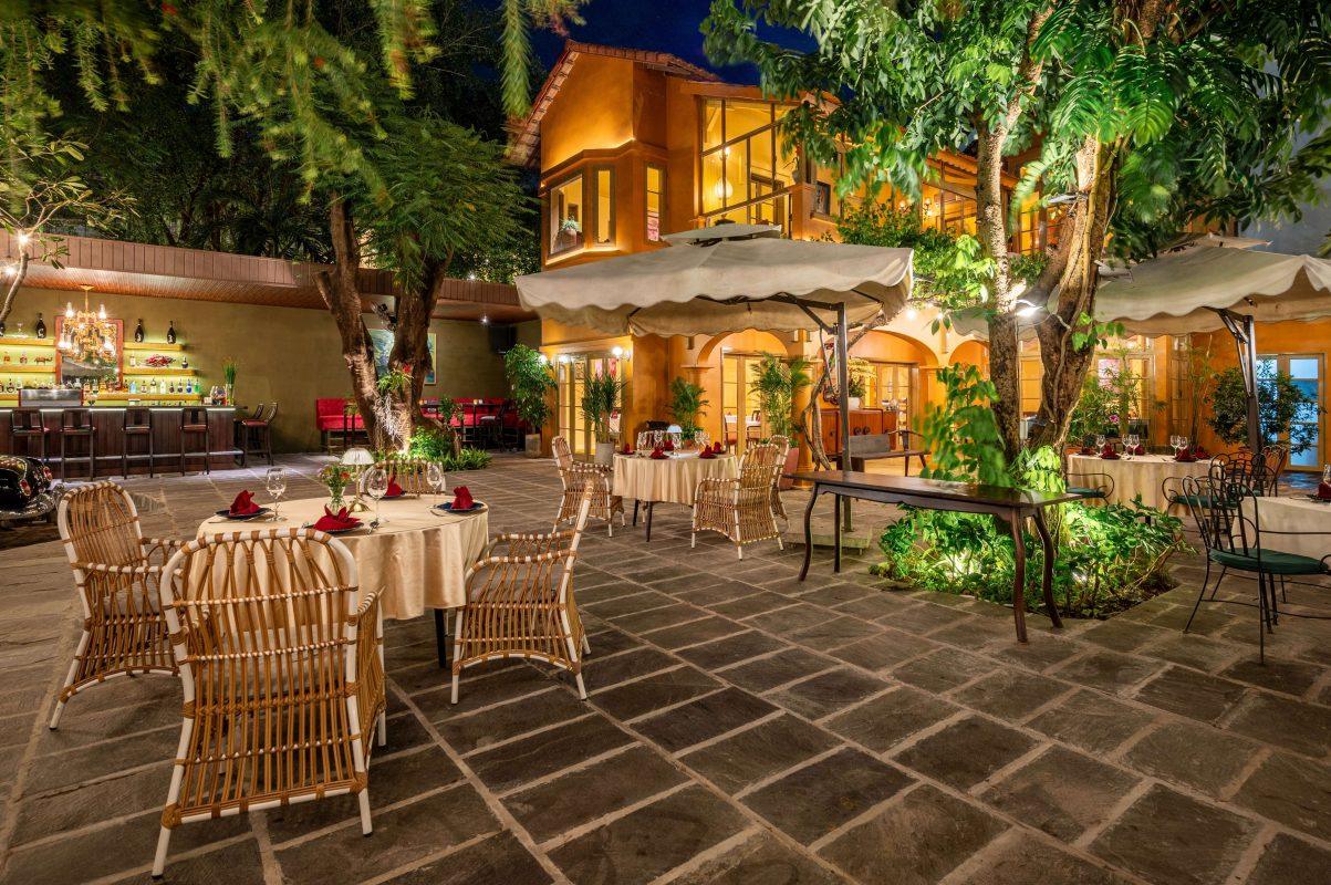 nhà hàng tiệc cưới quy mô nhỏ cảnh đẹp tại TPHCM