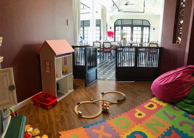 Quán ăn có khu vui chơi cho bé tại TPHCM