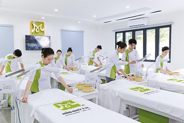 Học chăm sóc da tại hcm