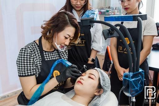 Dạy nghề thẩm mỹ hcm